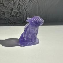 Load image into Gallery viewer, Purple Fluorite Toothless Figurine - Milky Way Creations - Sydney - Crystal - Crystals - Candles - Soap - Howlite - Amethyst - Ethically Sources - Stones - gemstones - wholesale - amazonite
