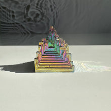 Load image into Gallery viewer, Bismuth Freeform
