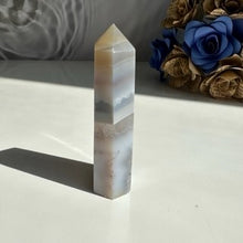 Load image into Gallery viewer, Agate Tower with Quartz Inclusions
